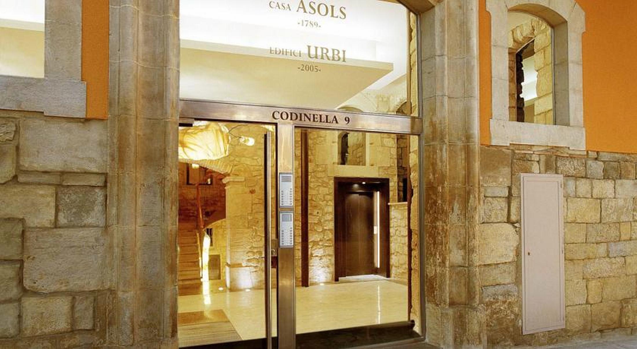 Urbi Apartments Manresa Bagian luar foto
