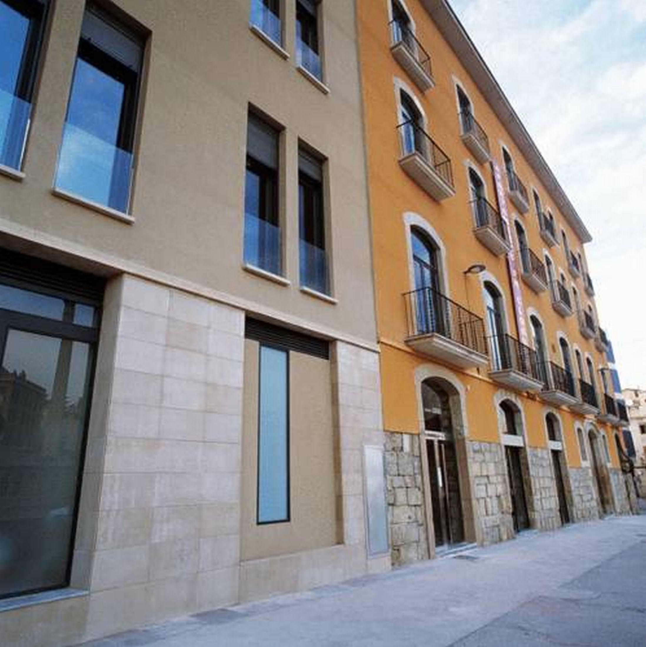 Urbi Apartments Manresa Bagian luar foto