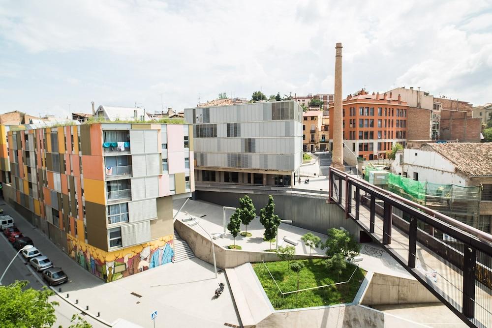 Urbi Apartments Manresa Bagian luar foto