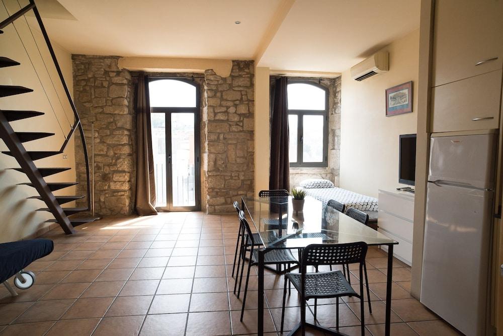 Urbi Apartments Manresa Bagian luar foto