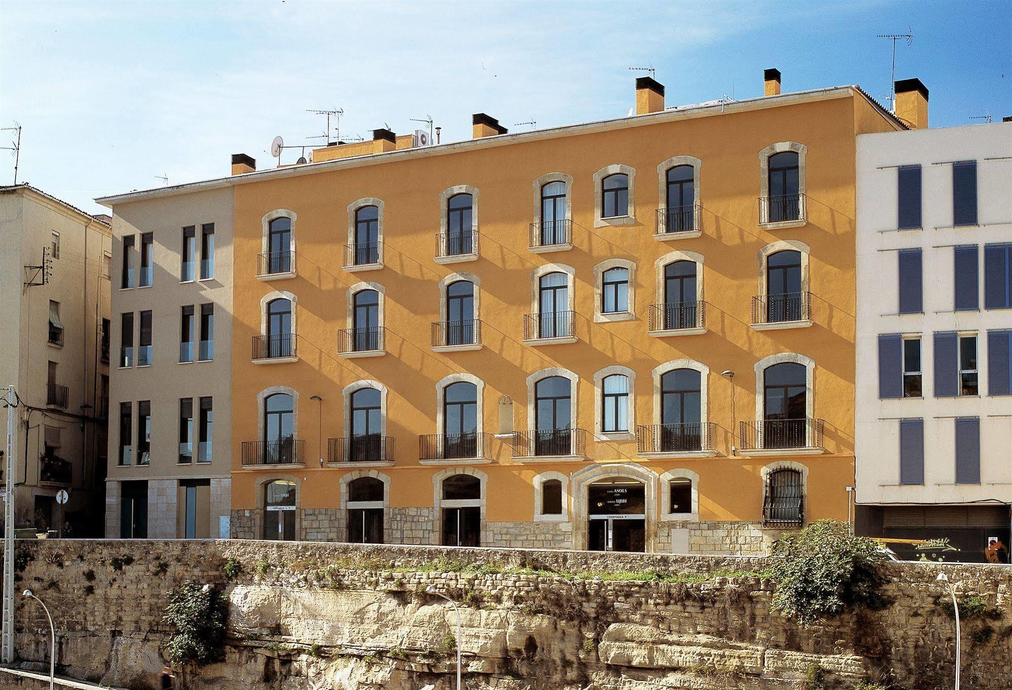 Urbi Apartments Manresa Bagian luar foto