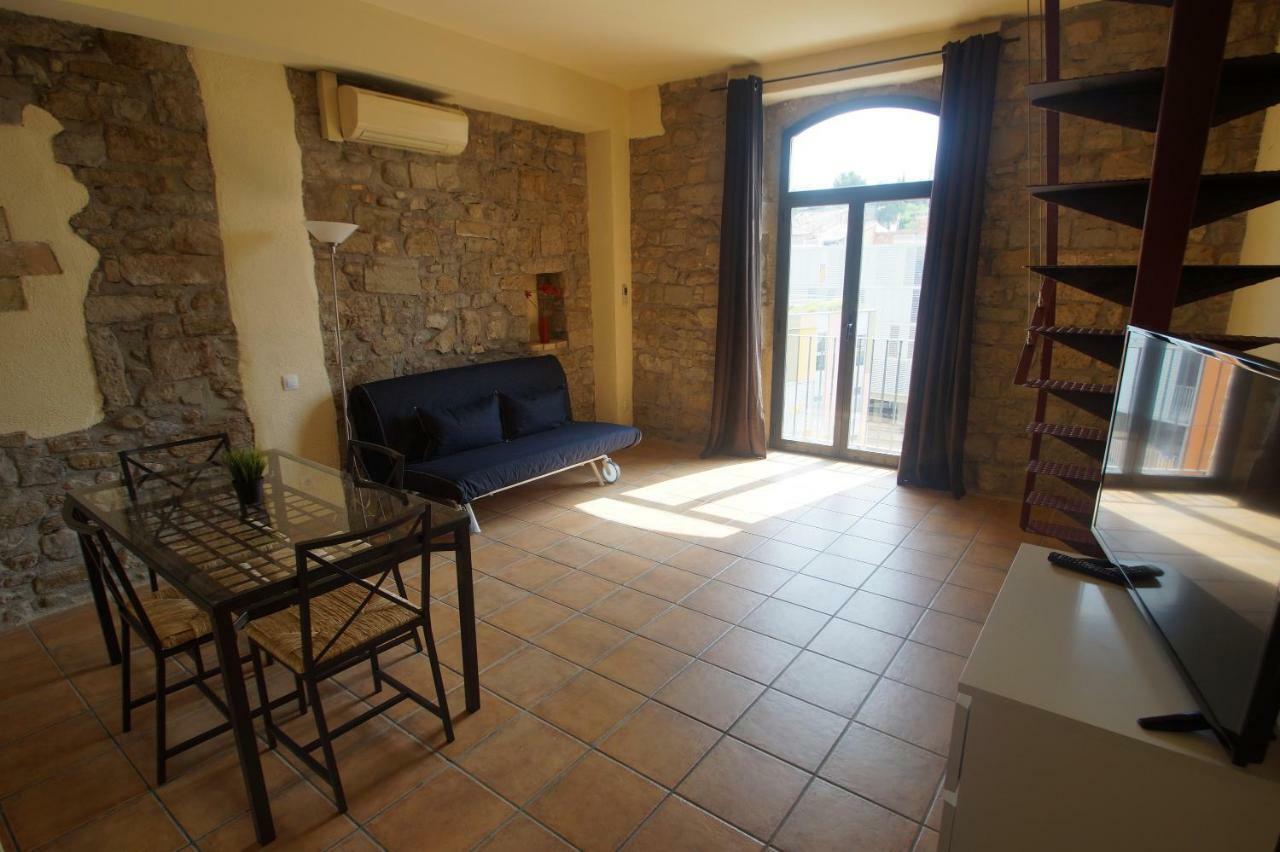 Urbi Apartments Manresa Bagian luar foto